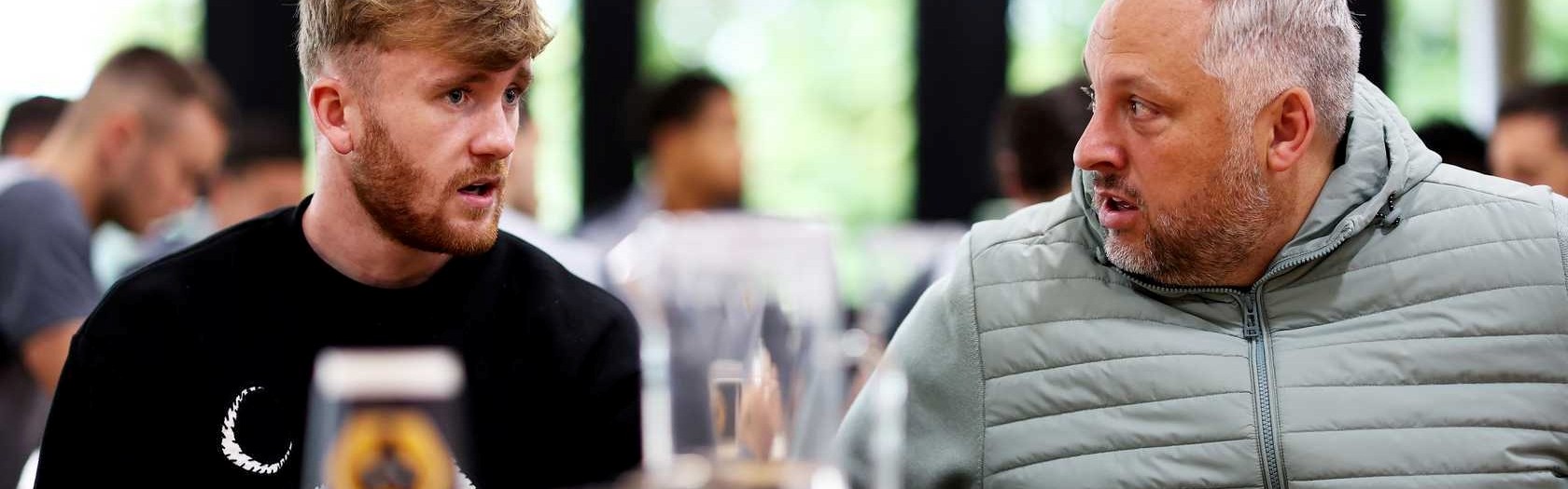 BBC：水晶宫会面前狼队体育总监霍布斯，他看了对水晶宫vs切尔西