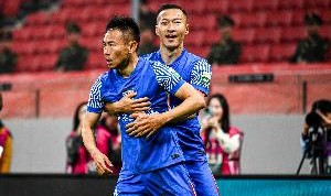 东体：吴曦曾因脚踝肿胀放血缓解，医疗主管赞其“太硬了，战士”