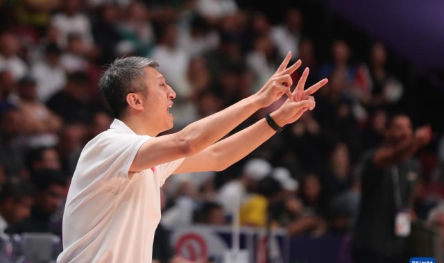 开云app官网-走马换将为一雪前耻！中国男篮开启世预赛备战，21人名单有讲究