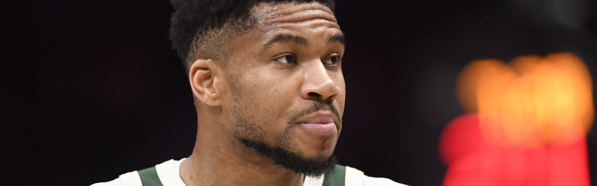 开云体育官网app-马龙：雄鹿为了字母哥竭尽所能了 现在排在第11并非因为不努力